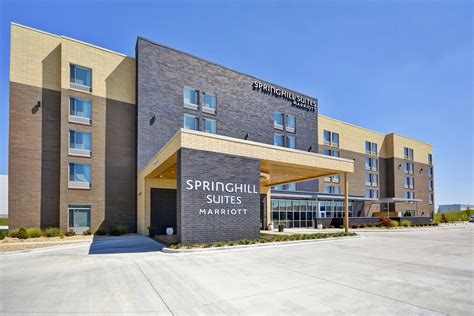 Springhill suites cincinnati north  Read more than 60 reviews and choose a room with planetofhotels